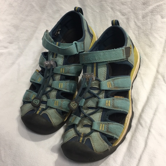 keen water sandals